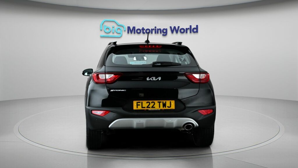 Kia Stonic 2 Black #6