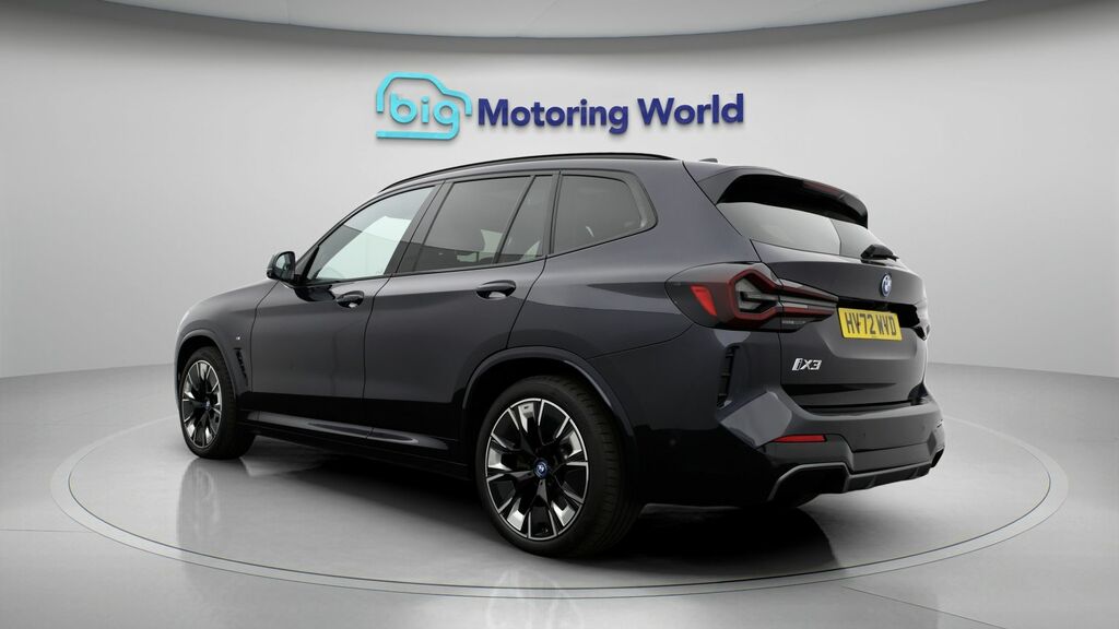 BMW iX3 M Sport Pro Black #5