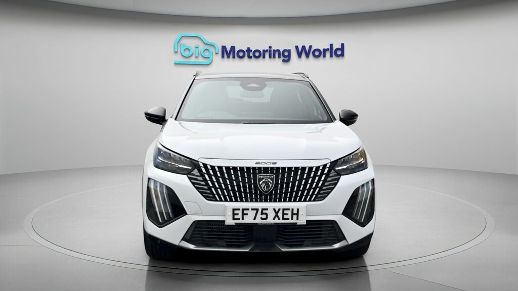 Peugeot 2008 Gt White #2