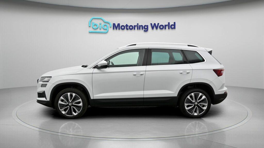 Skoda Karoq Se L White #4