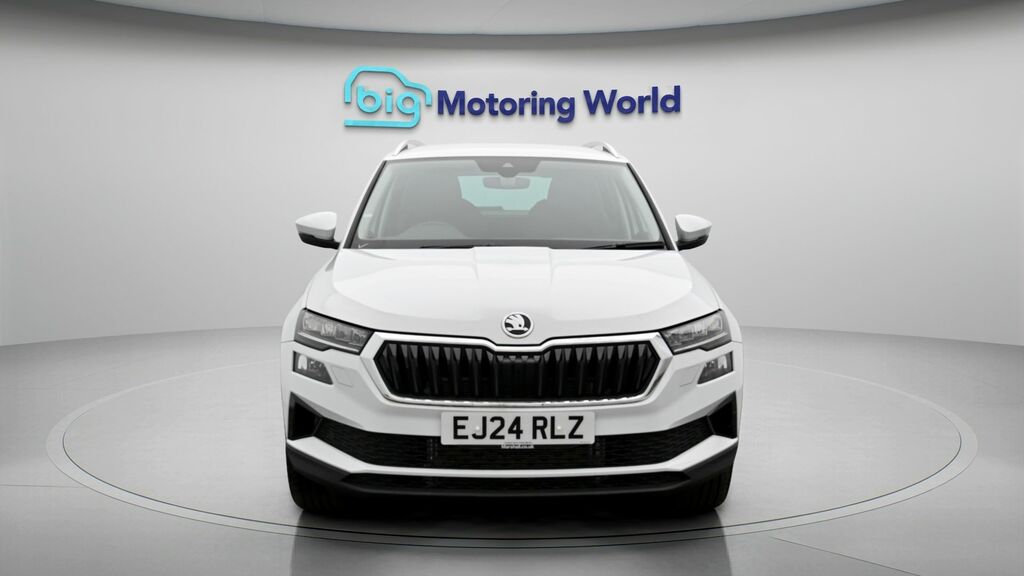 Skoda Karoq Se L White #2