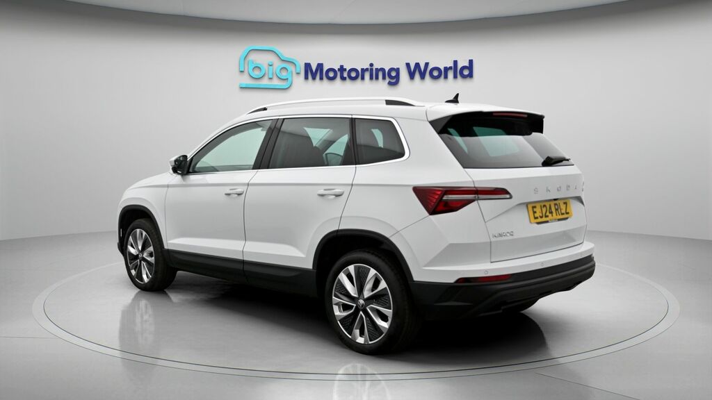 Skoda Karoq Se L White #5