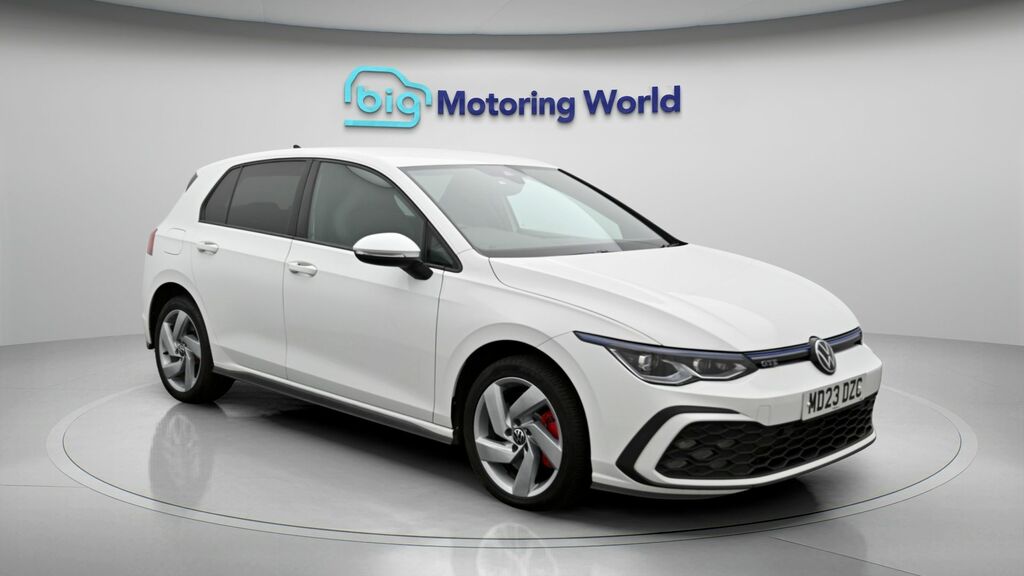 Volkswagen Golf Gte White