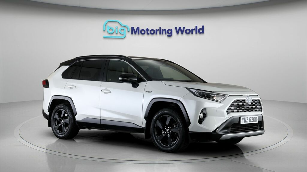 Toyota Rav 4 Dynamic Black