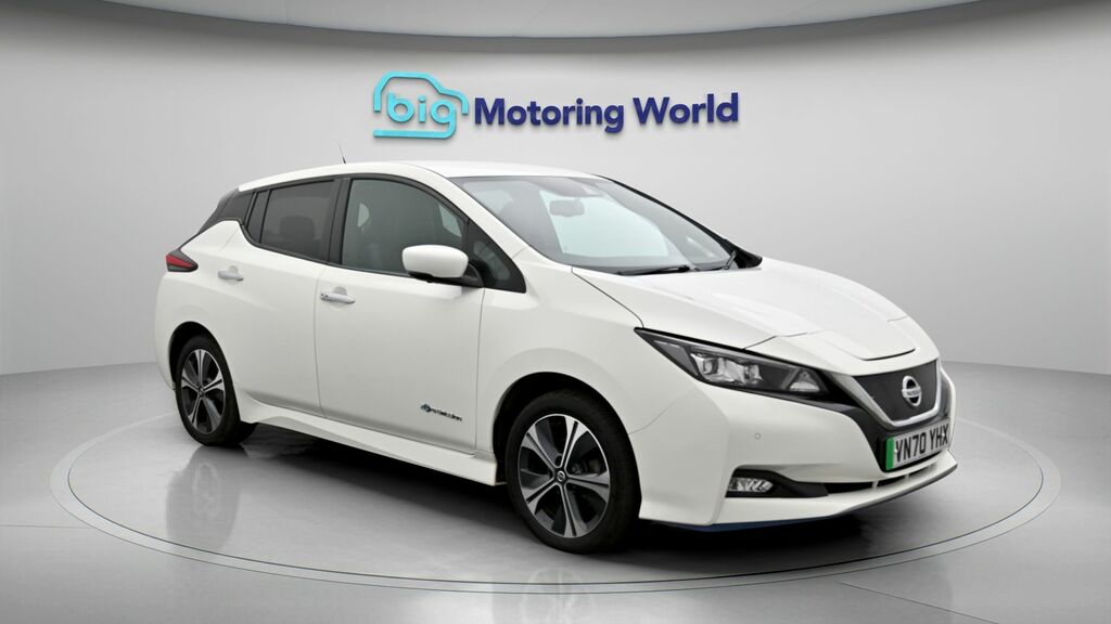 Nissan Leaf E Tekna White