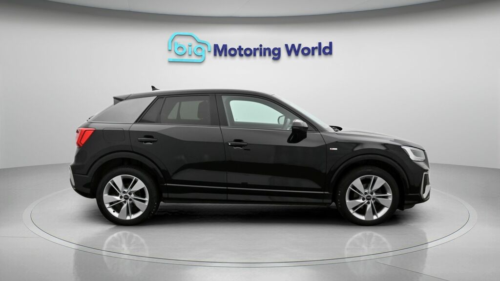 Audi Q2 S Line 35 Tfsi 150 Ps S Tronic Grey #8