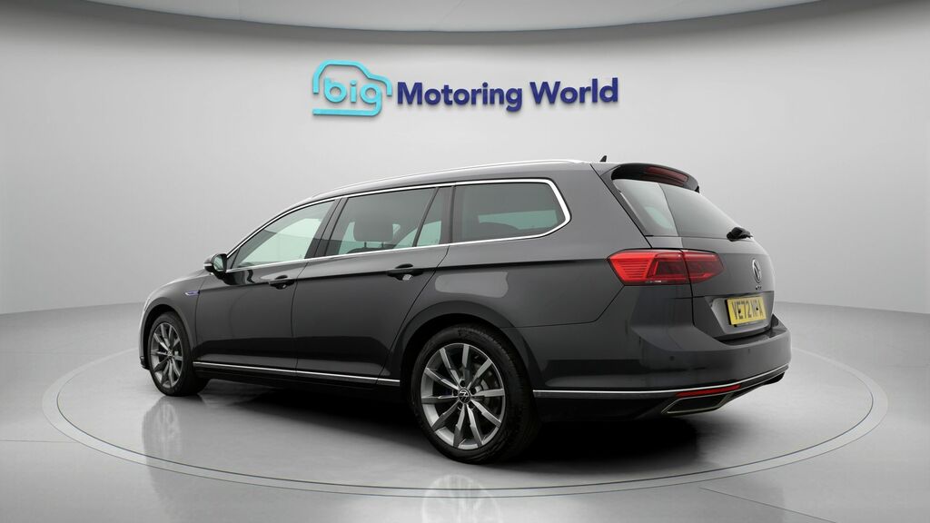 Volkswagen Passat Gte Advance Grey #5