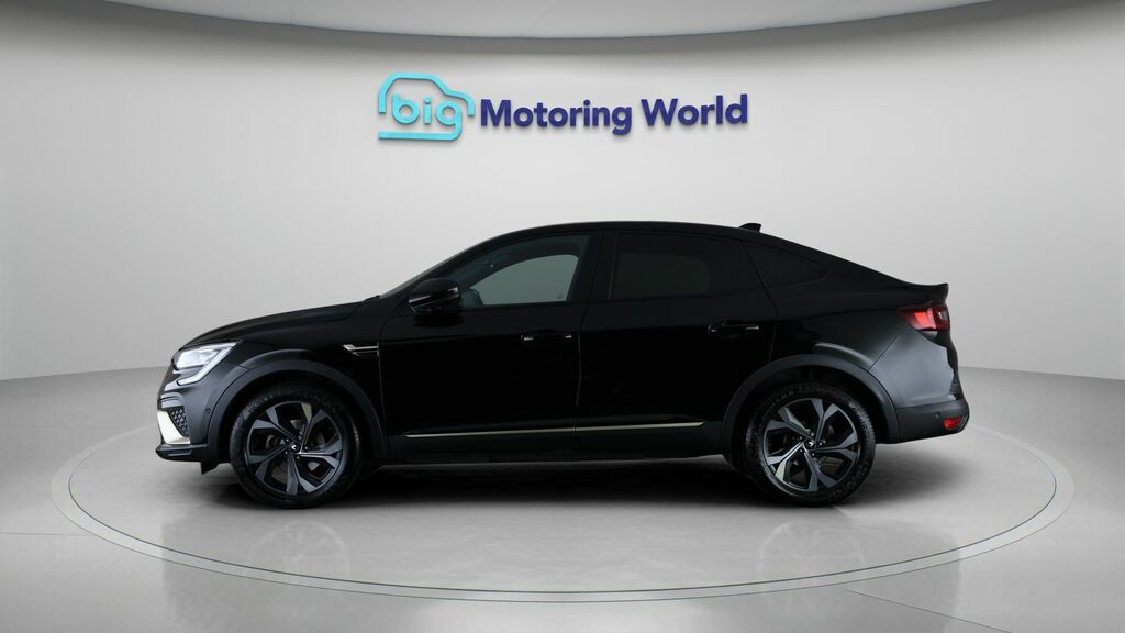 Renault Arkana E-tech Engineered Black #4