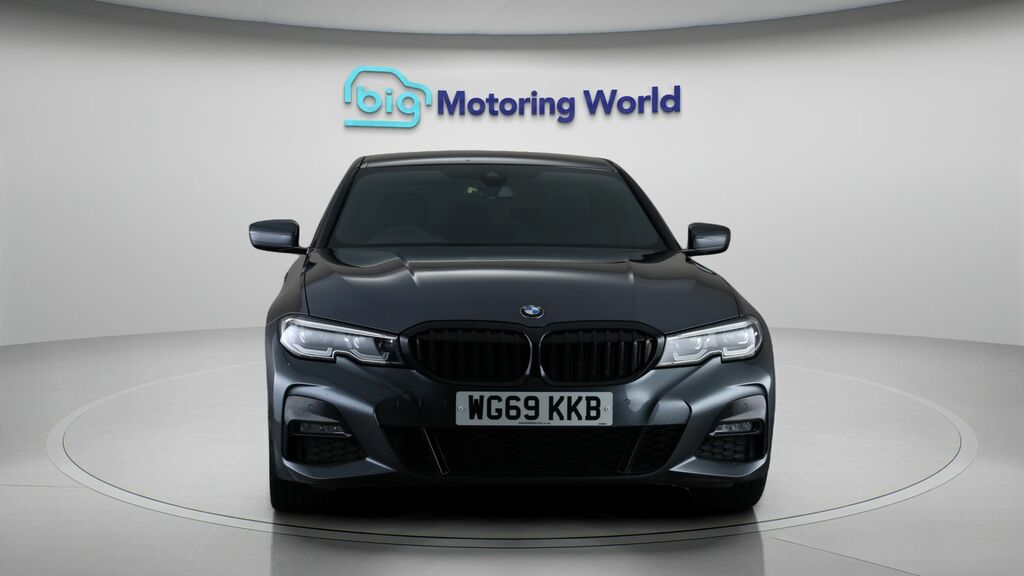 BMW 3 Series M Sport WG69KKB Grey #2