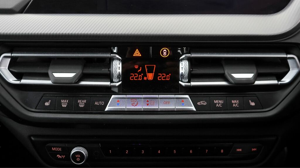 BMW 1 Series 118I M Sport Step Black #12