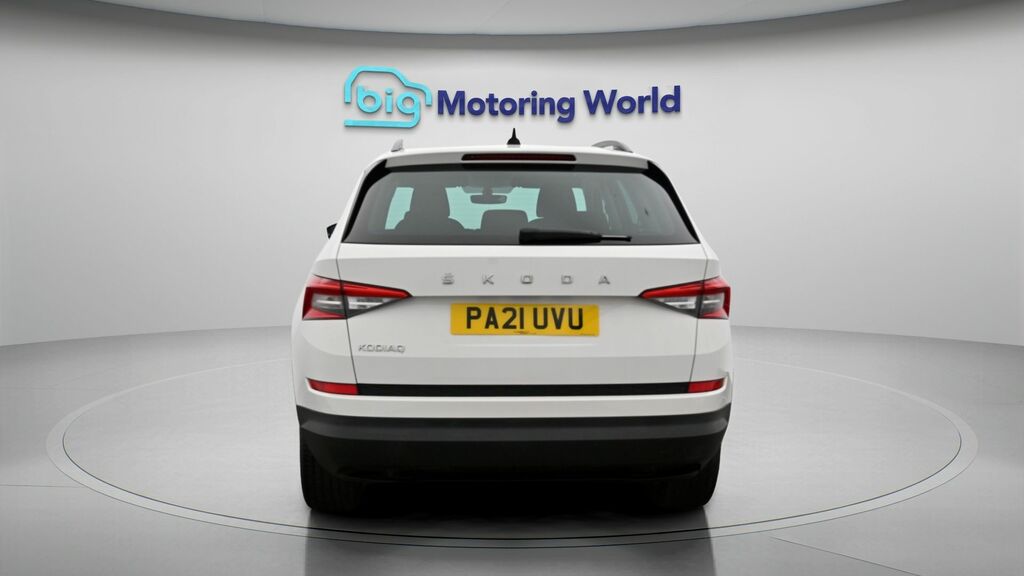 Skoda Kodiaq Se White #6