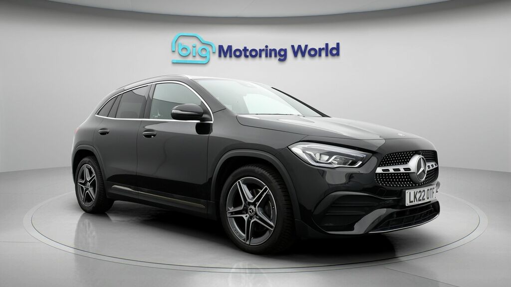 Mercedes-Benz GLA Class Amg Line Black