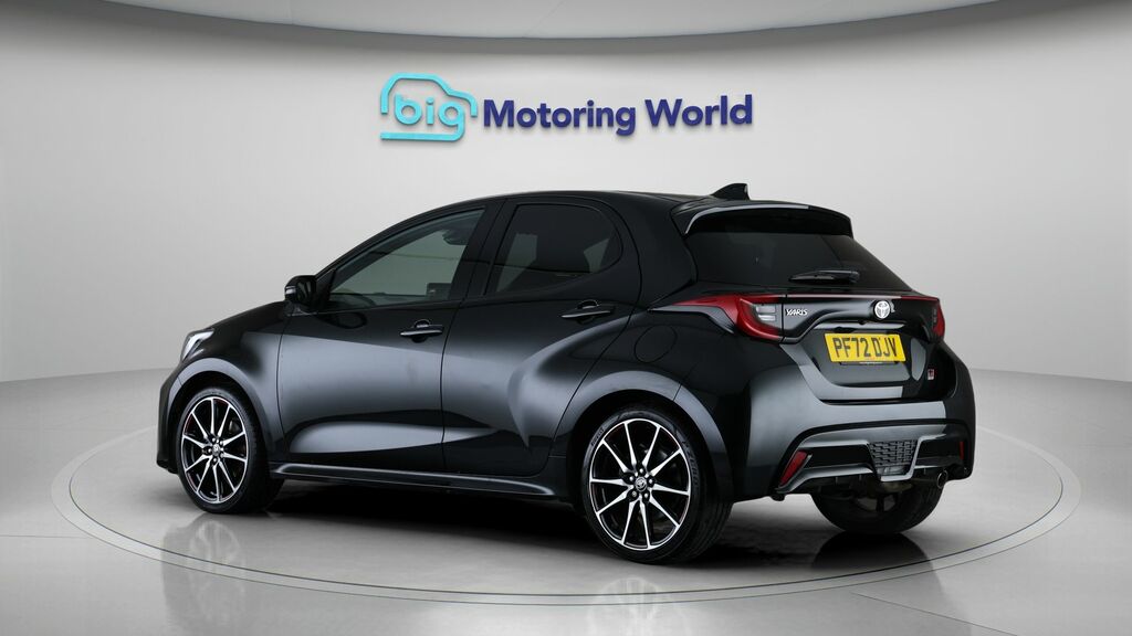 Toyota Yaris Gr Sport Black #5