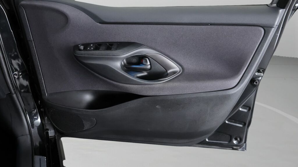 Toyota Yaris Design Silver #14
