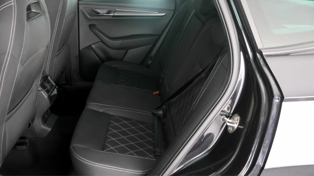 Skoda Karoq Se L Silver #15