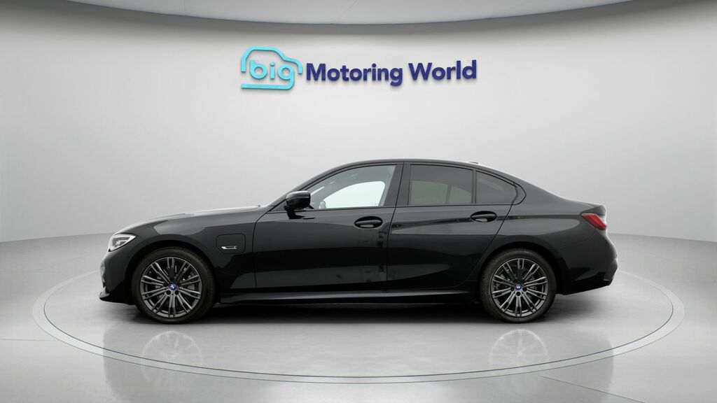 BMW 3 Series M Sport AJ22LXS Black #4