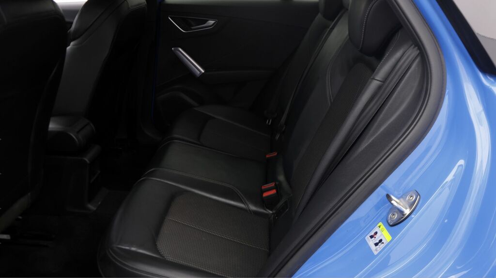 Audi Q2 Sport White #15