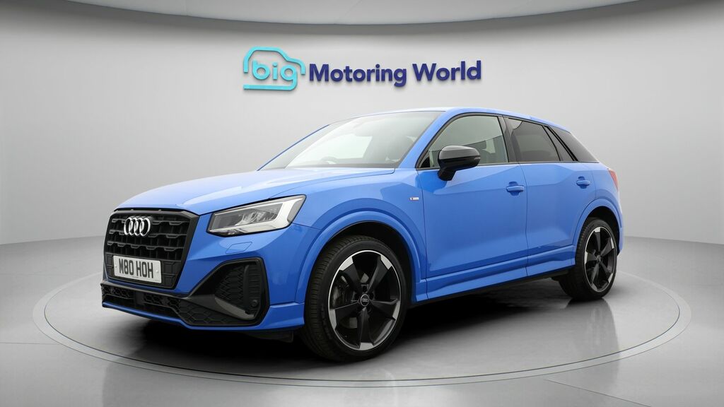 Audi Q2 Sport White #3