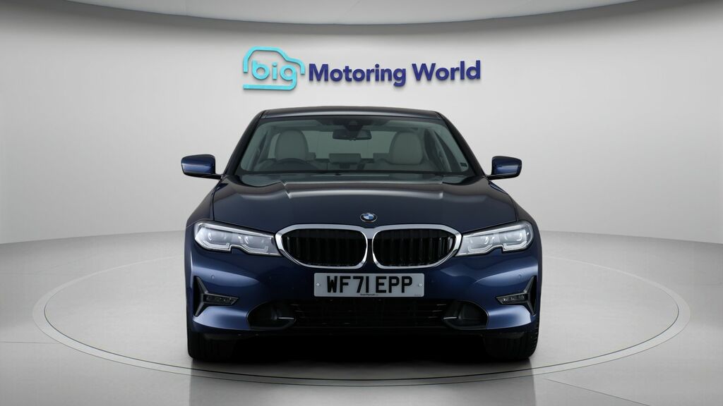 BMW 3 Series Sport Pro WF71EPP Blue #2