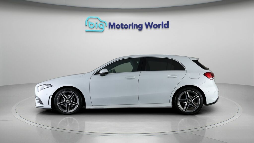 Mercedes-Benz A Class Amg Line CX20JFV White #4