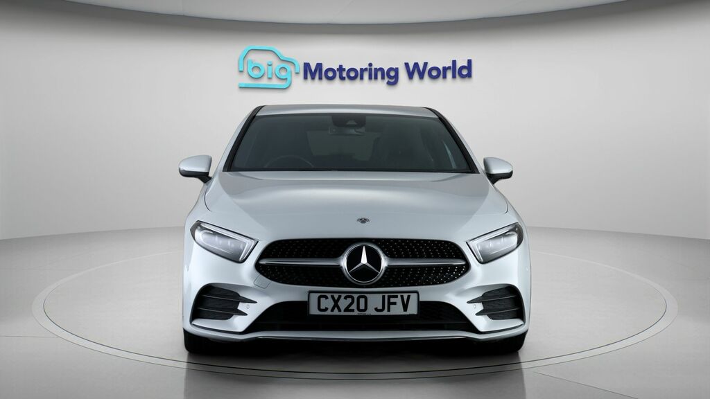 Mercedes-Benz A Class Amg Line CX20JFV White #2