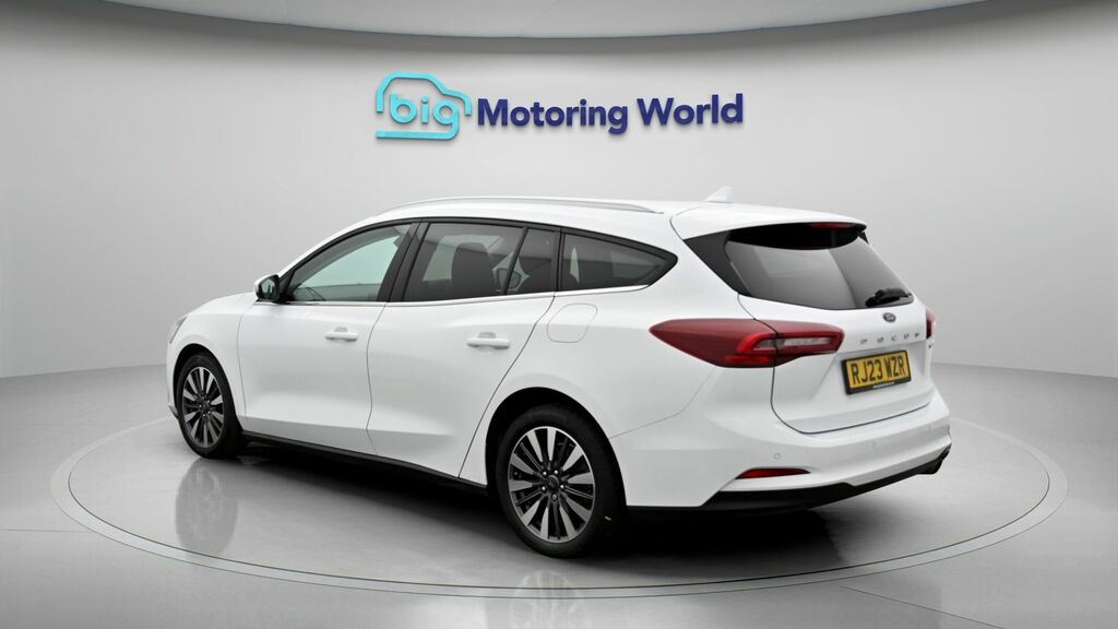 Ford Focus Titanium X RJ23WZR White #5