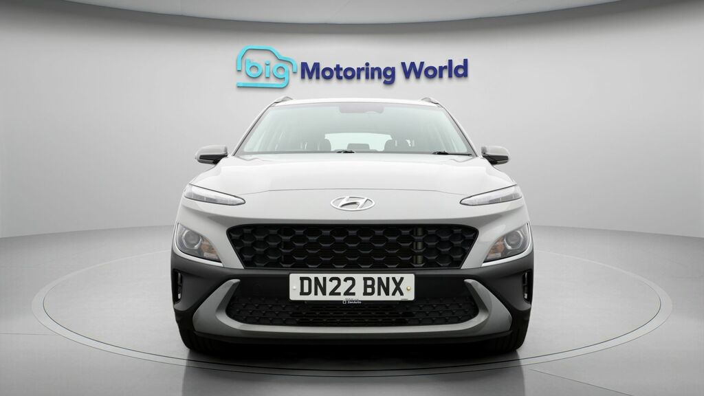 Hyundai Kona Se Connect DN22BNX Grey #2