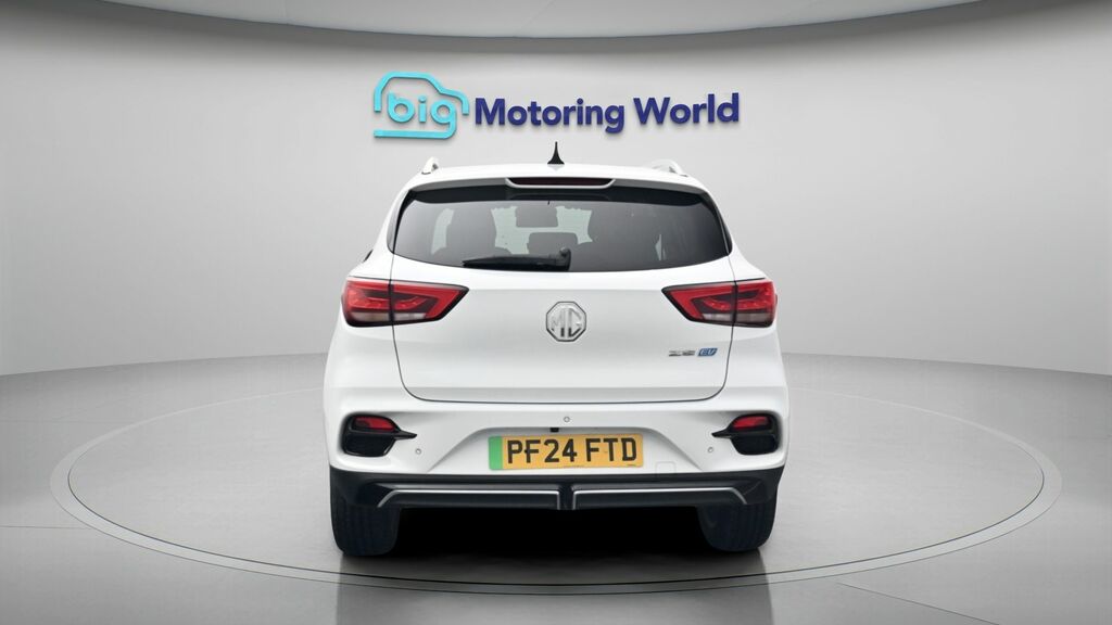MG ZS Trophy Connect Long Range White #6