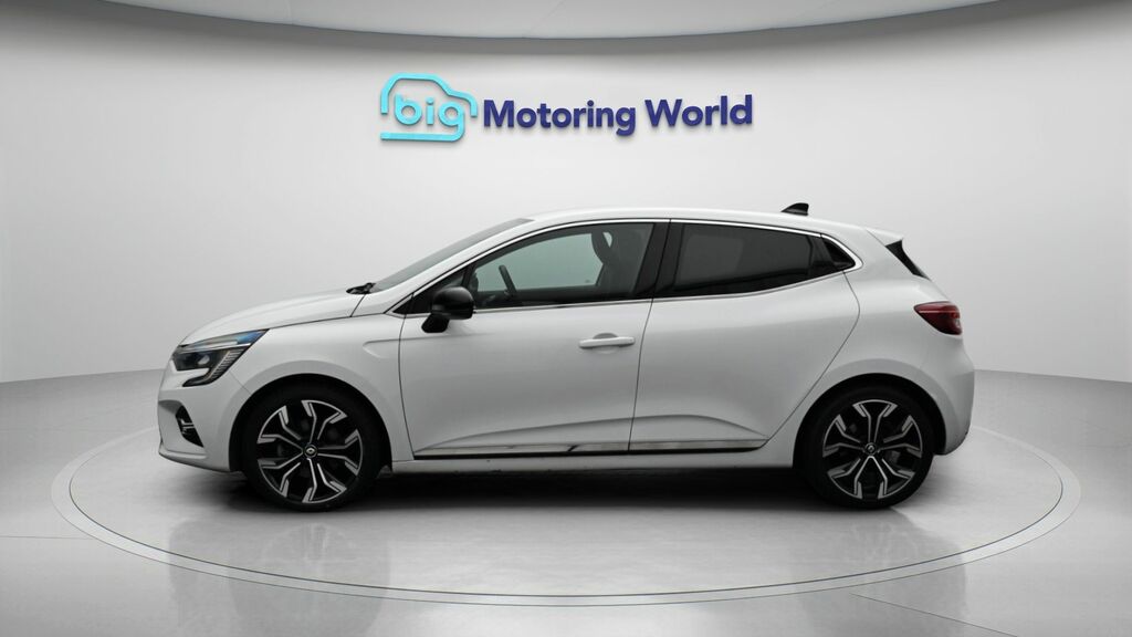 Renault Clio Techno White #4