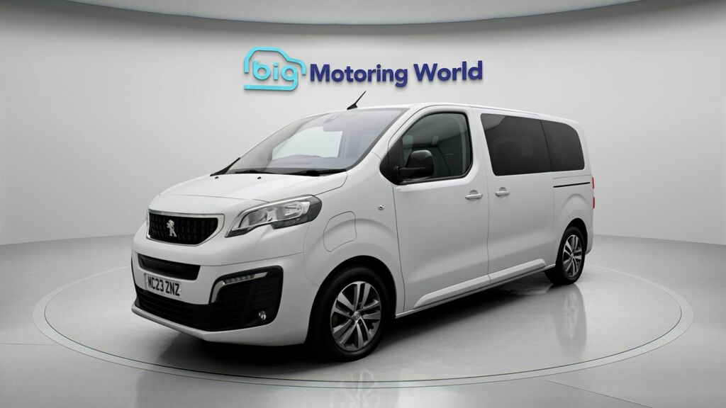 Peugeot e-Traveller Business Vip White #3