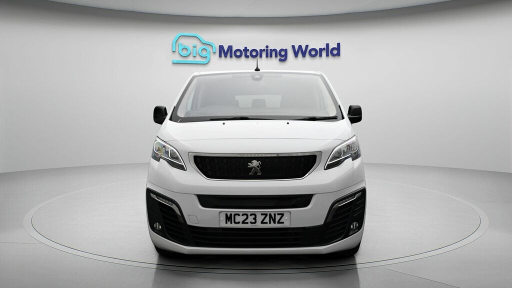 Peugeot e-Traveller Business Vip White #2