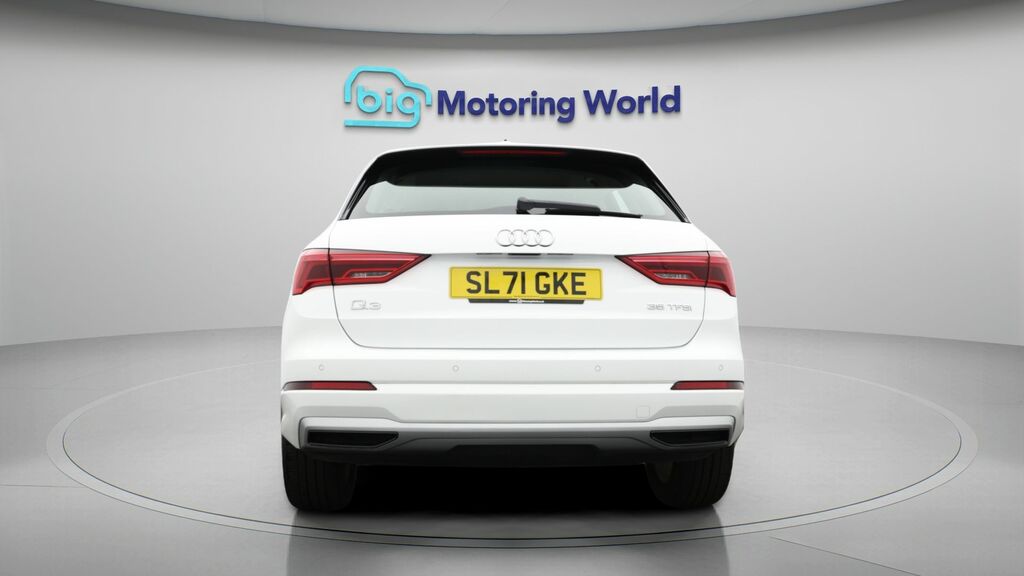Audi Q3 Sport SL71GKE White #6