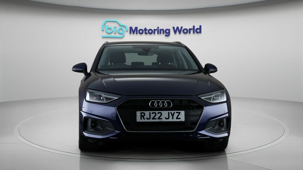 Audi A4 Avant Technik Blue #2