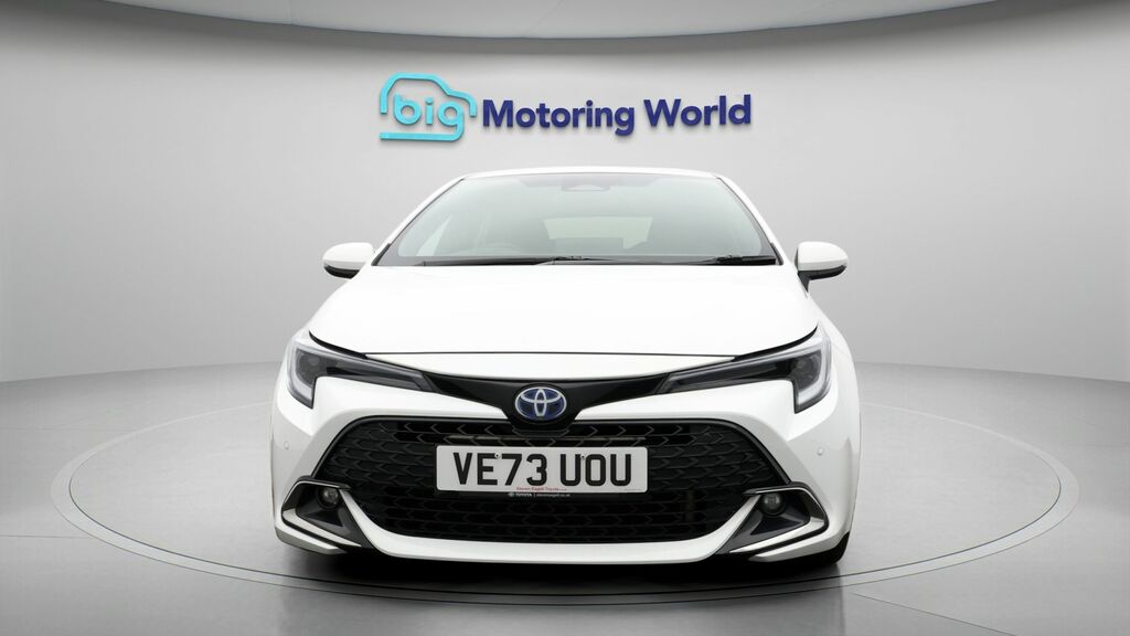 Toyota Corolla Design White #2