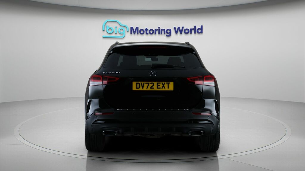 Mercedes-Benz GLA Class Amg Line Night Edition Black #6