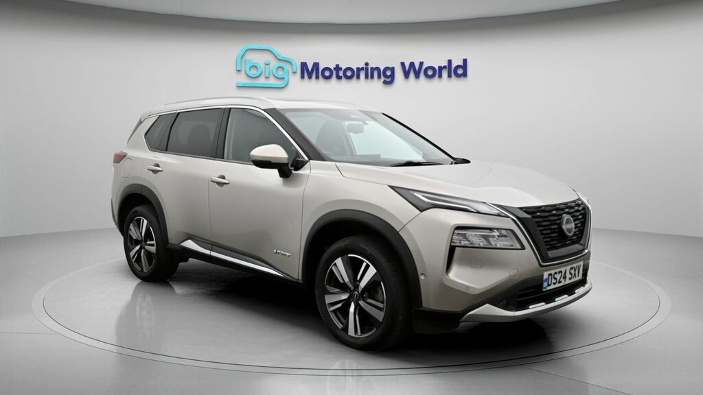 Nissan X-Trail Tekna DS24SXV Silver