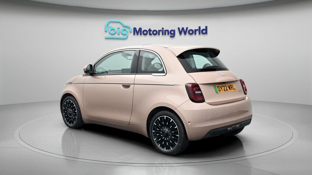Fiat 500E La Prima Gold #5