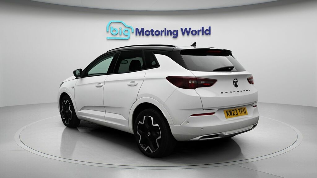 Vauxhall Grandland Ultimate KW23TFU White #5