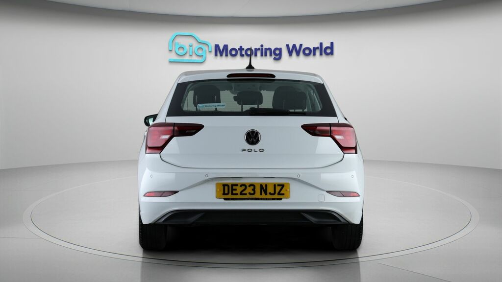 Volkswagen Polo Life DE23NJZ White #6