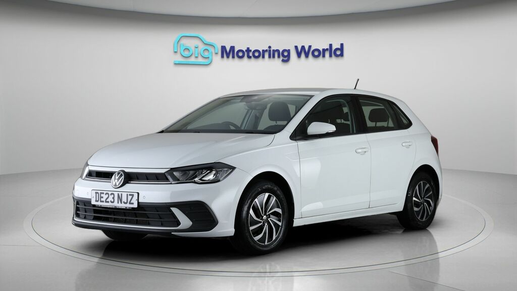 Volkswagen Polo Life DE23NJZ White #3