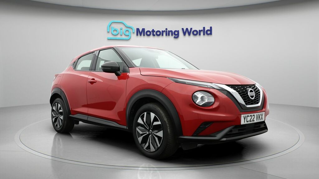 Nissan Juke Acenta Red