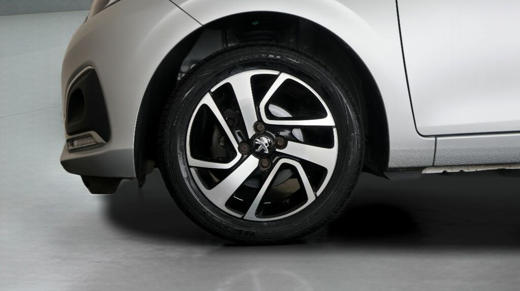 Peugeot 108 1.0 Active White #17