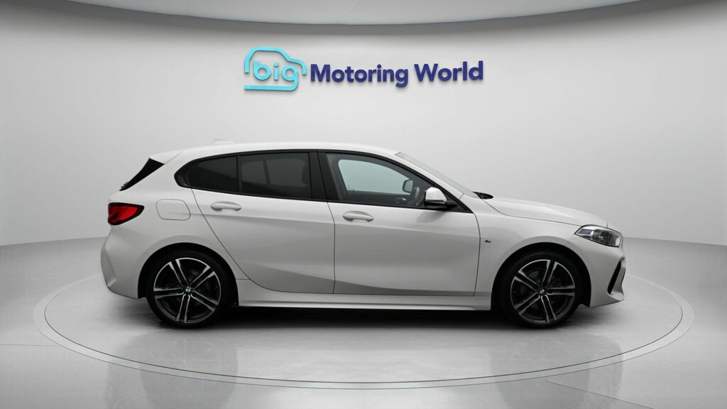 BMW 1 Series M135i Xdrive Step 2023 White #8