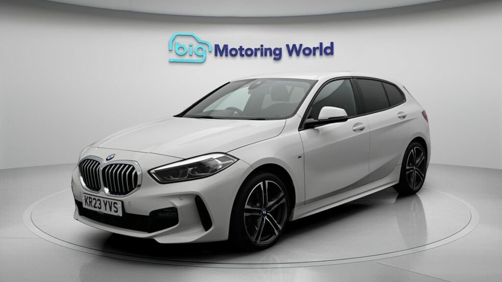 BMW 1 Series M Sport White #3