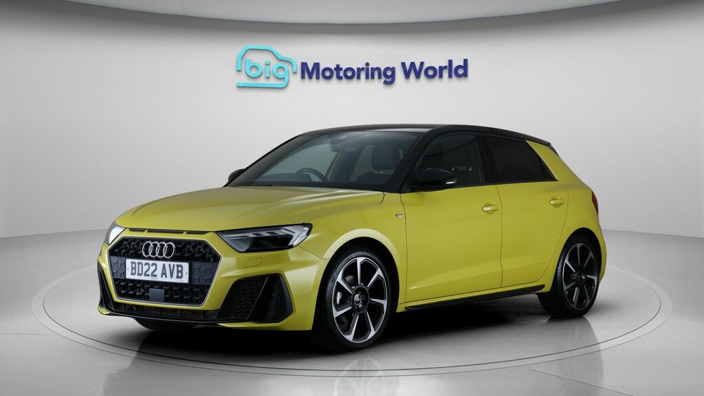 Audi A1 Black Edition Yellow #3