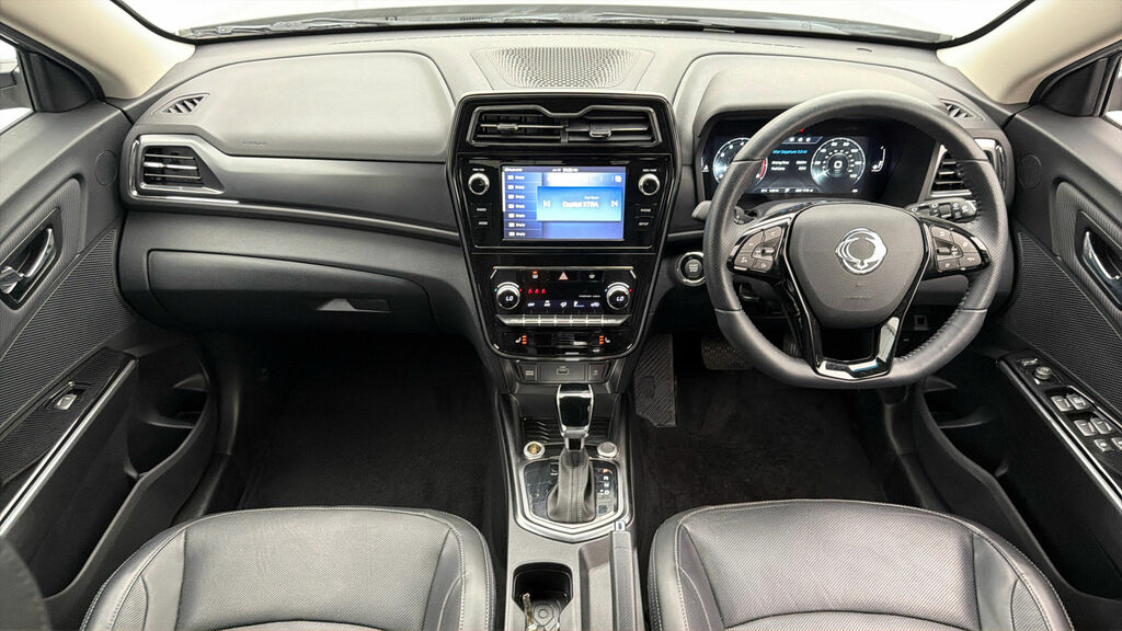 SsangYong Tivoli Ultimate Nav Grey #12