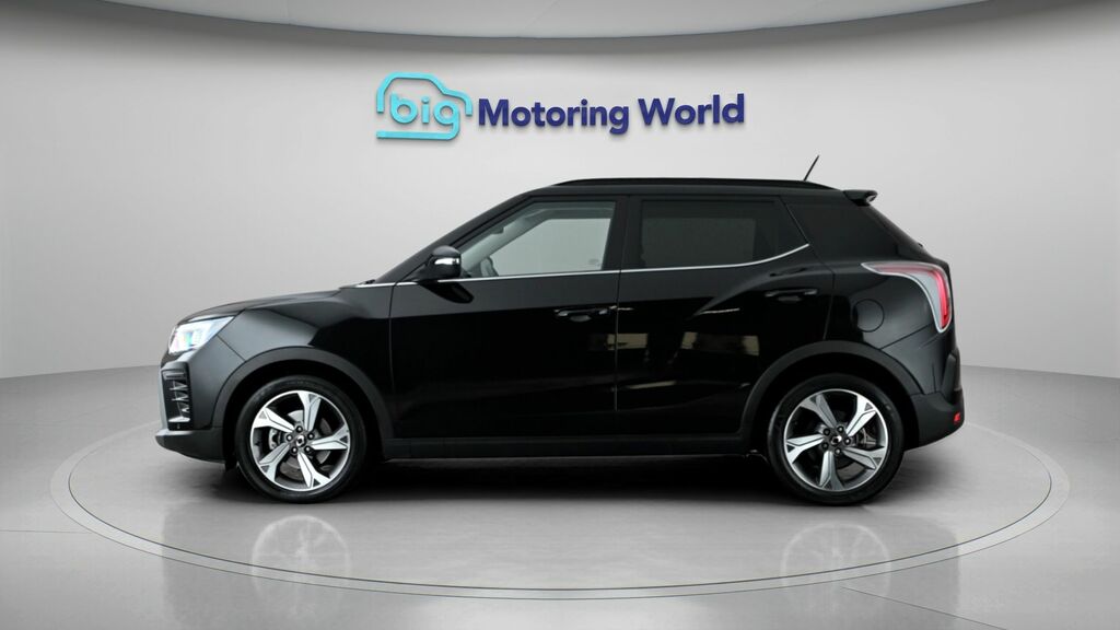 SsangYong Tivoli K40 Black #4