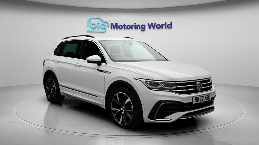Volkswagen Tiguan R-line White