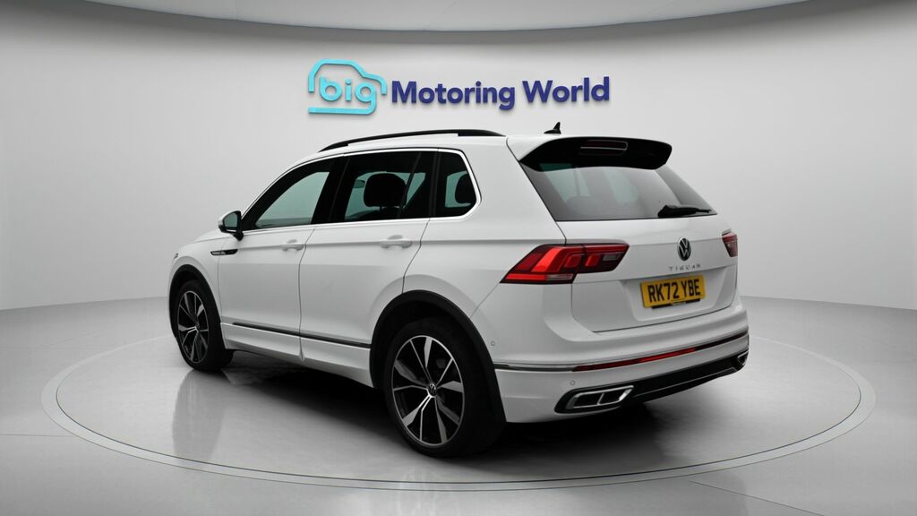 Volkswagen Tiguan R-line RK72YBE White #5
