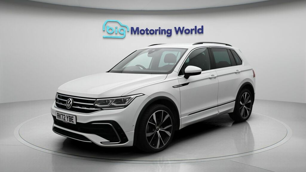 Volkswagen Tiguan R-line RK72YBE White #3